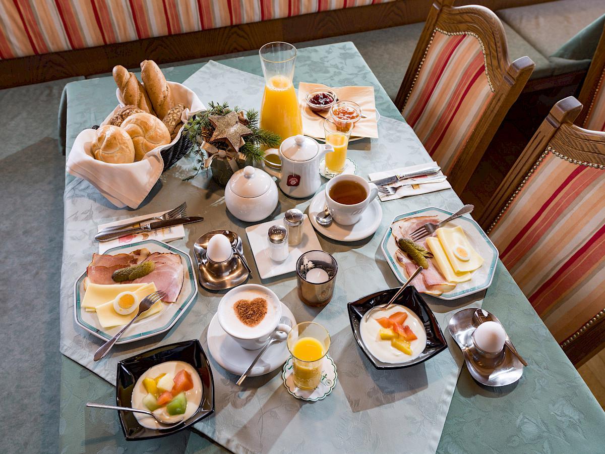 Hotel Gasthof Neuwirt slide 3