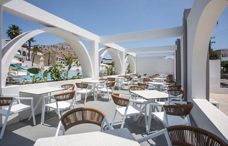 Hotel Aiora Aqua Resort slide 4