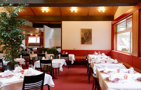 Hotel Dolomitenhof slide 3