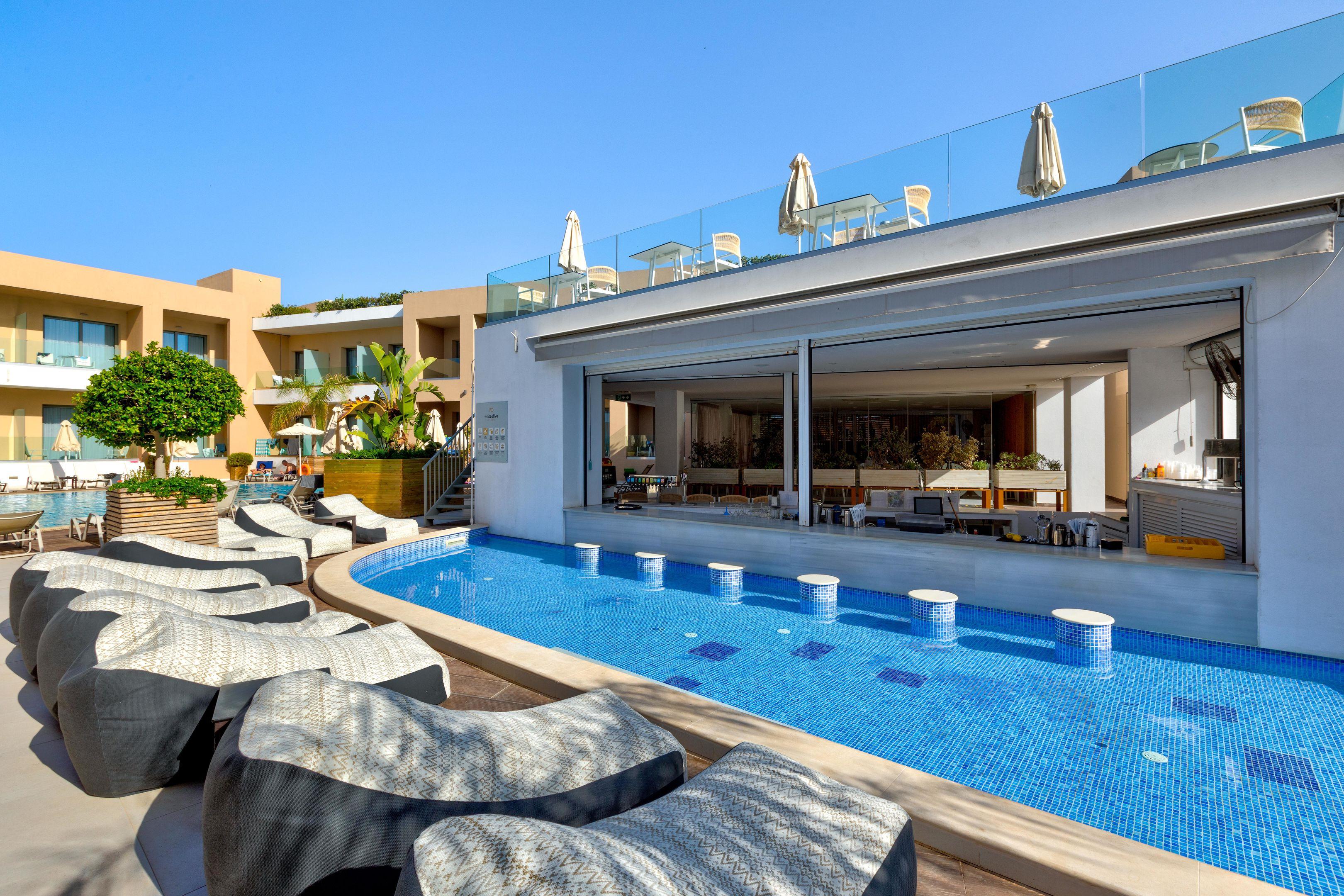 White Olive Elite Laganas slide 2