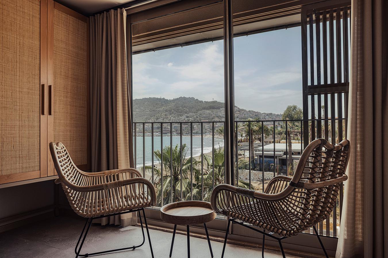 Hotel En Vie Beach Boutique slide 5