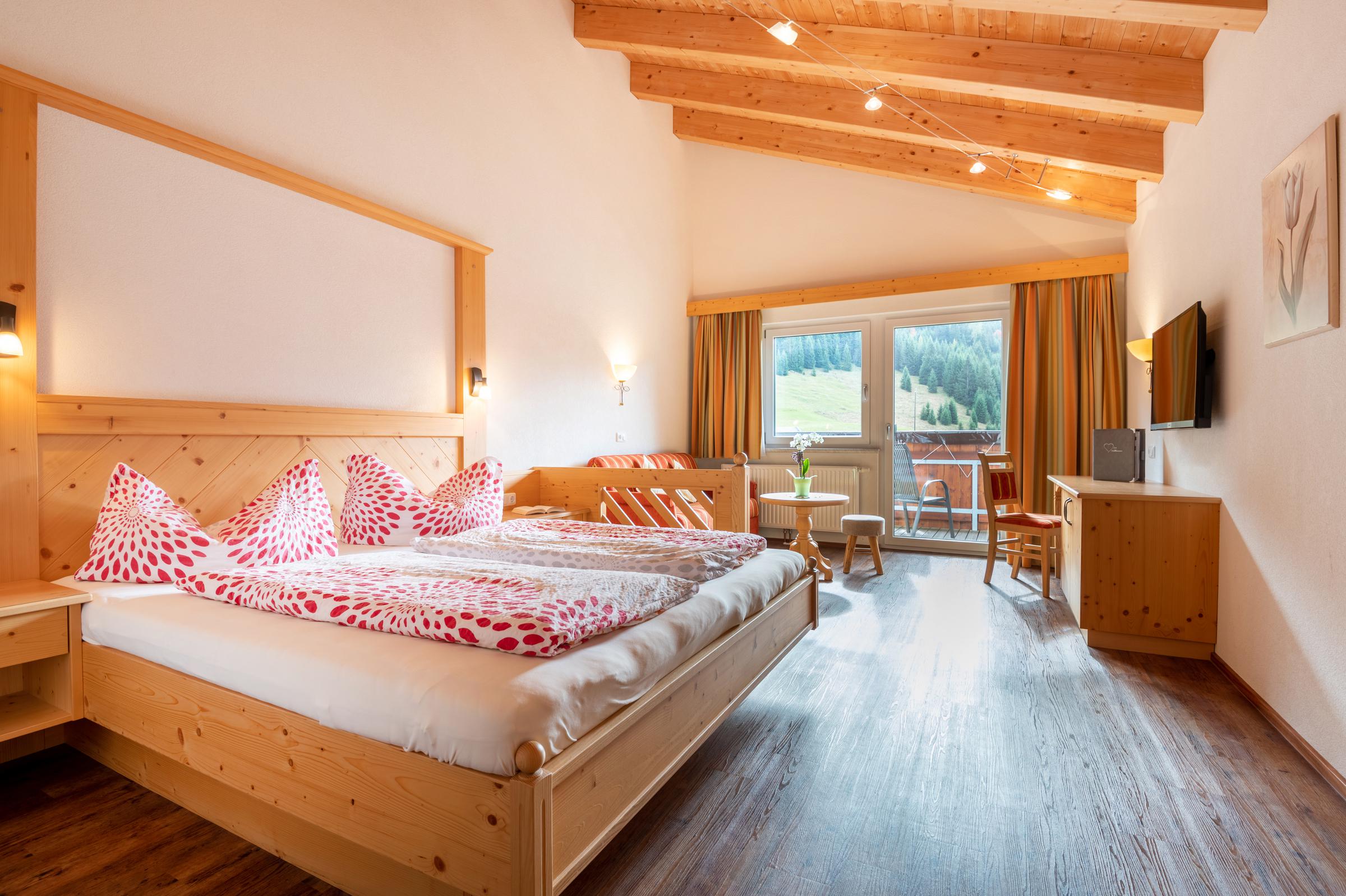 Hotel Thaneller slide 5