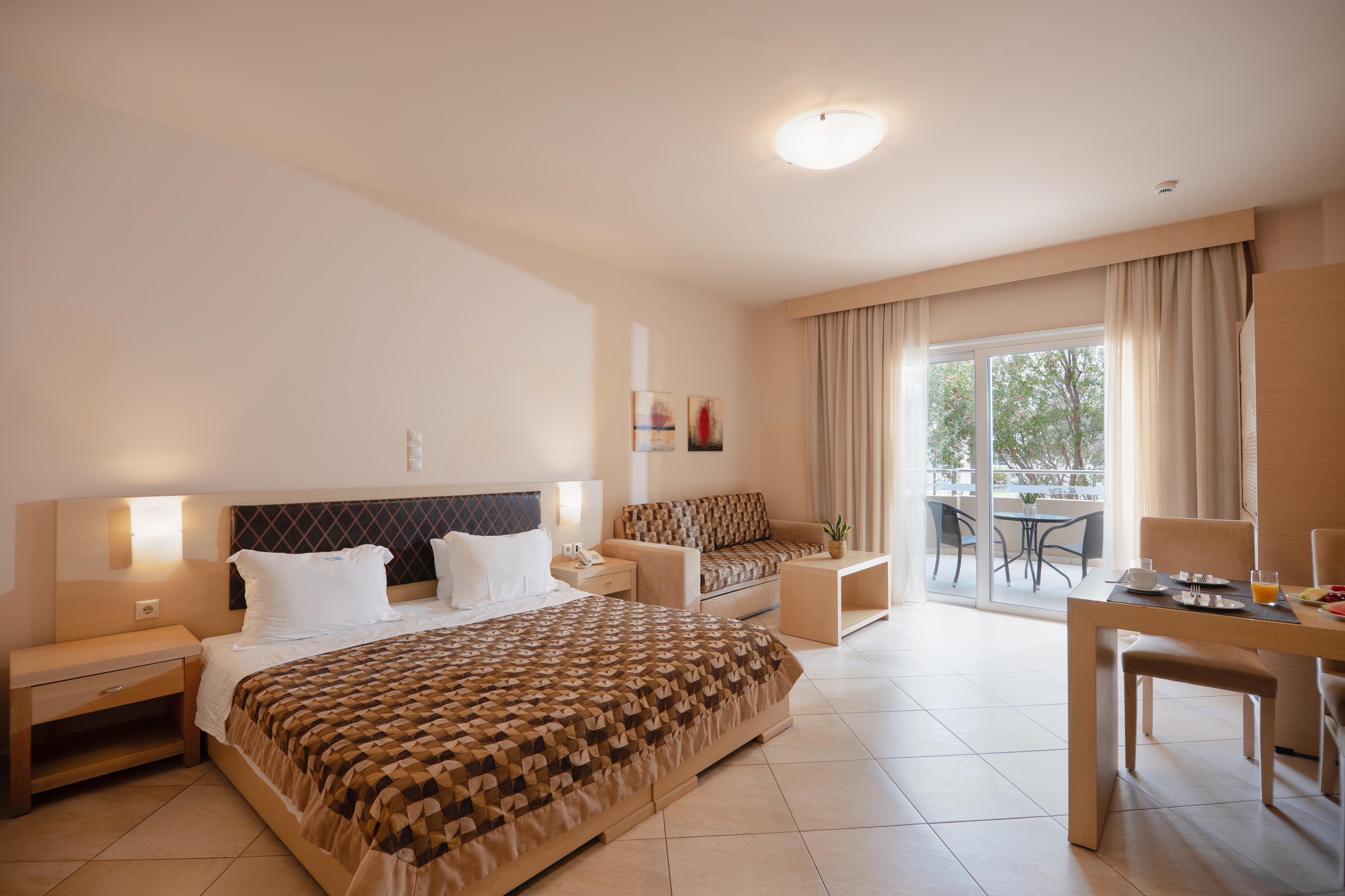 Hotel Molos Bay slide 3