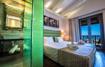 Hotel Forest Park slide 4