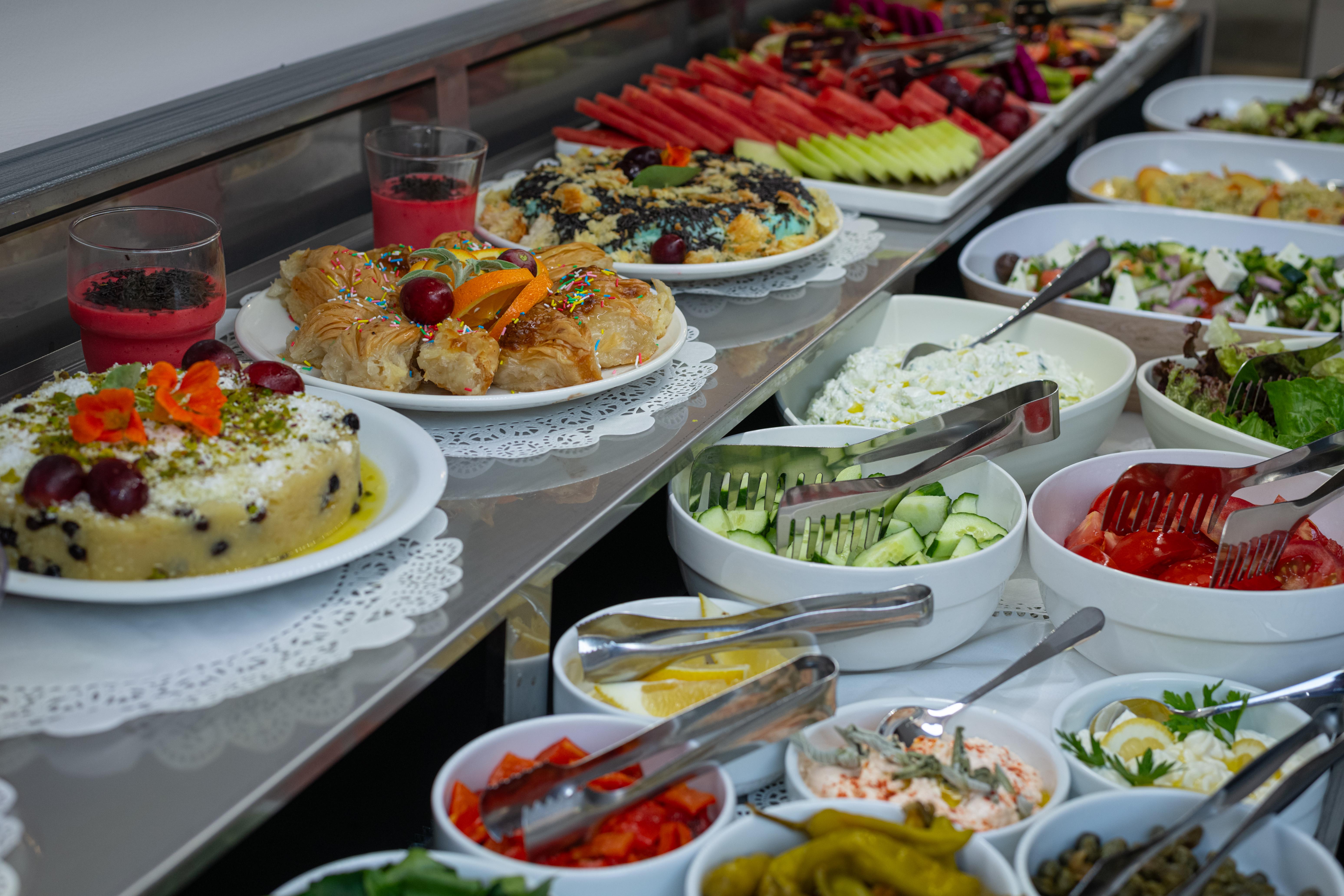 Hotel Zorbas Lifestyle slide 4