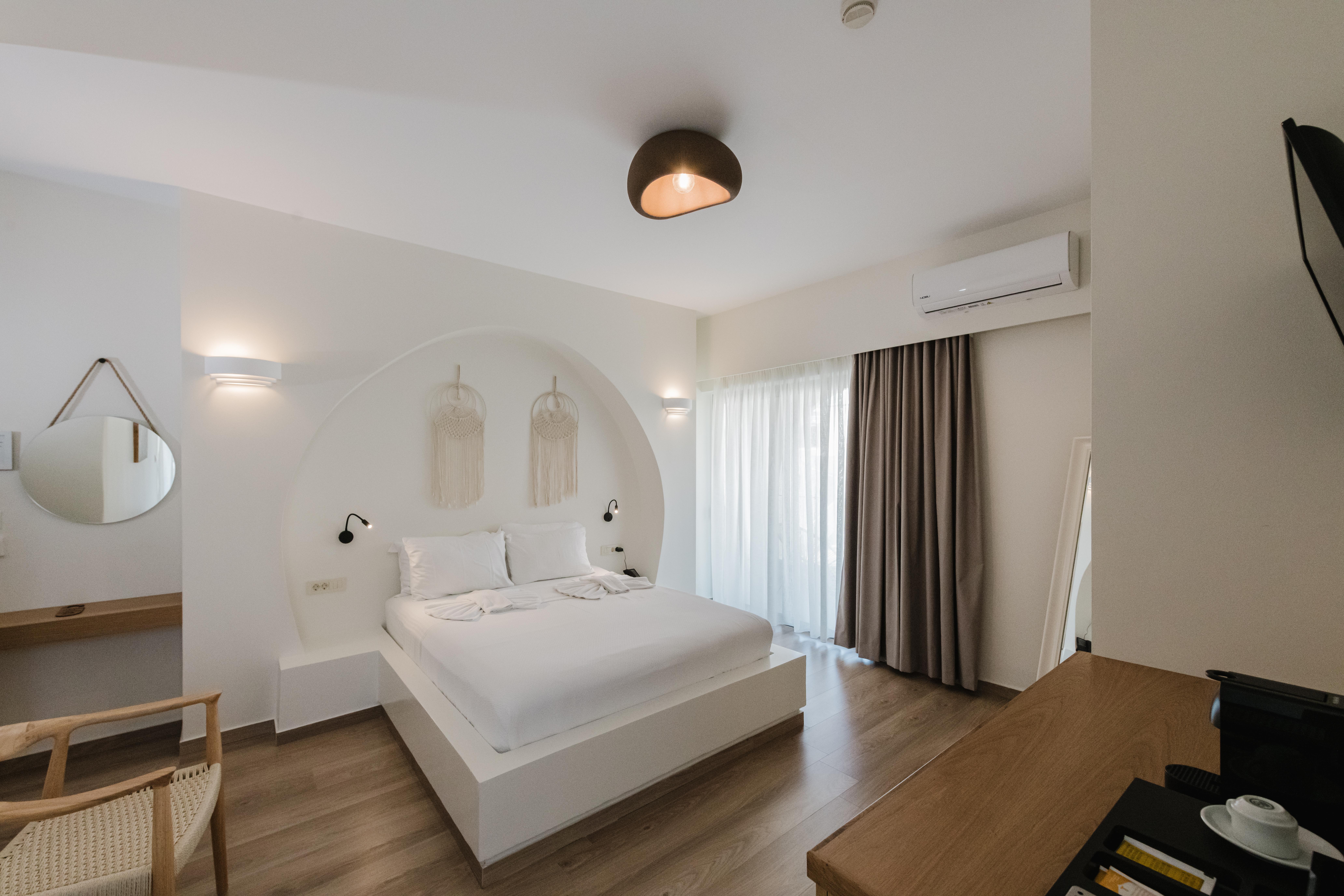 Hotel Evexia Boutique & Spa slide 4