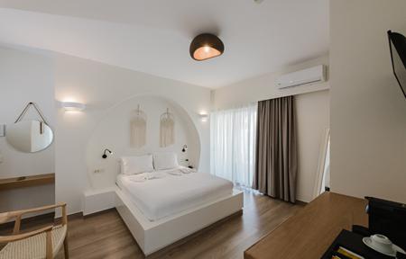 Hotel Evexia Boutique & Spa slide 4