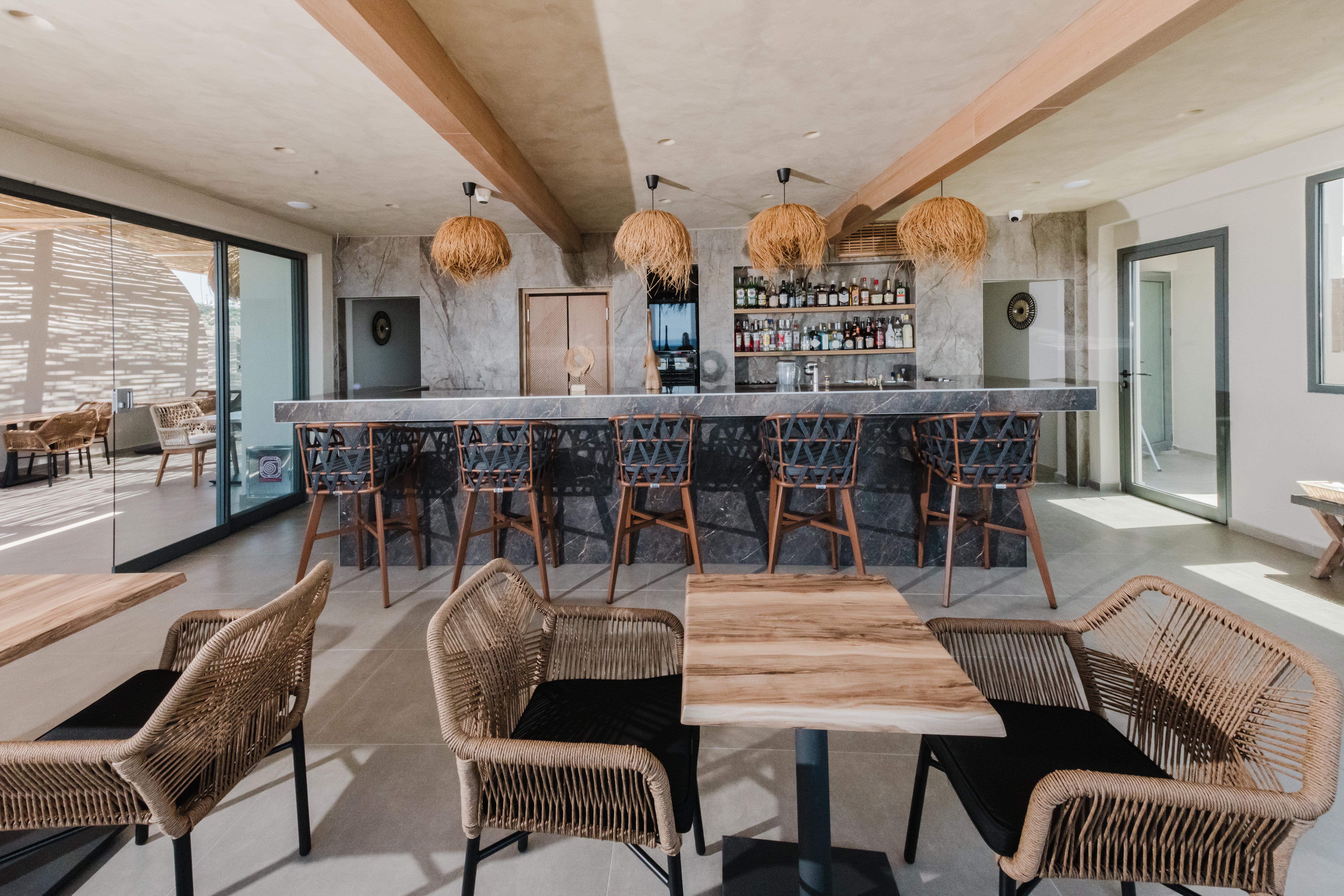 Hotel Evexia Boutique & Spa slide 2