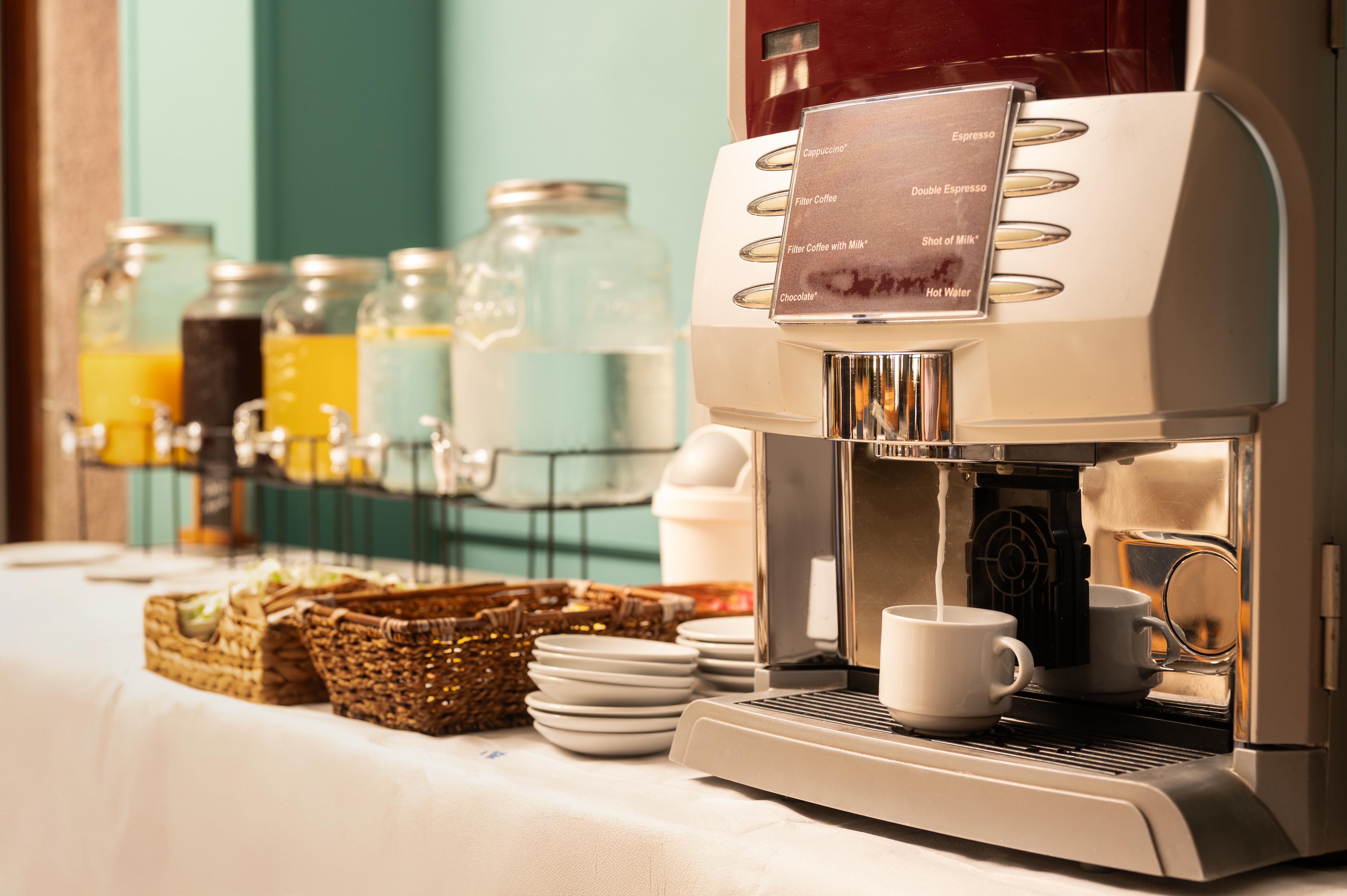 Mimoza Beach Resort slide 5