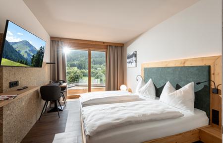 Skiwelt Lodge slide 2