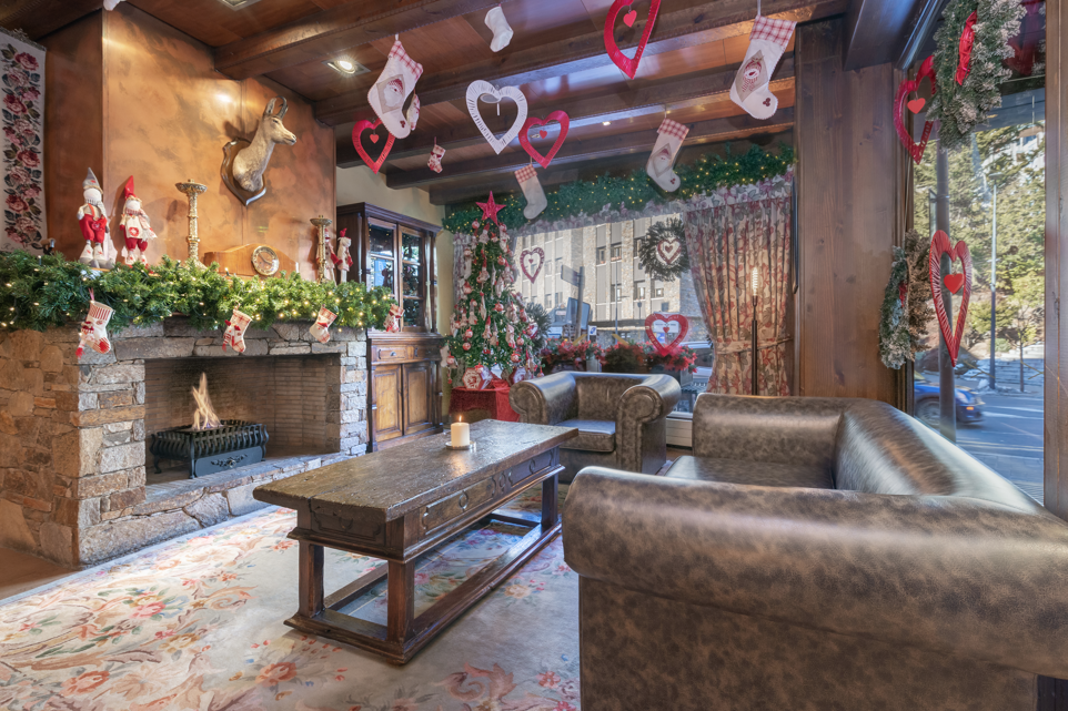 Hotel Ski Plaza slide 3