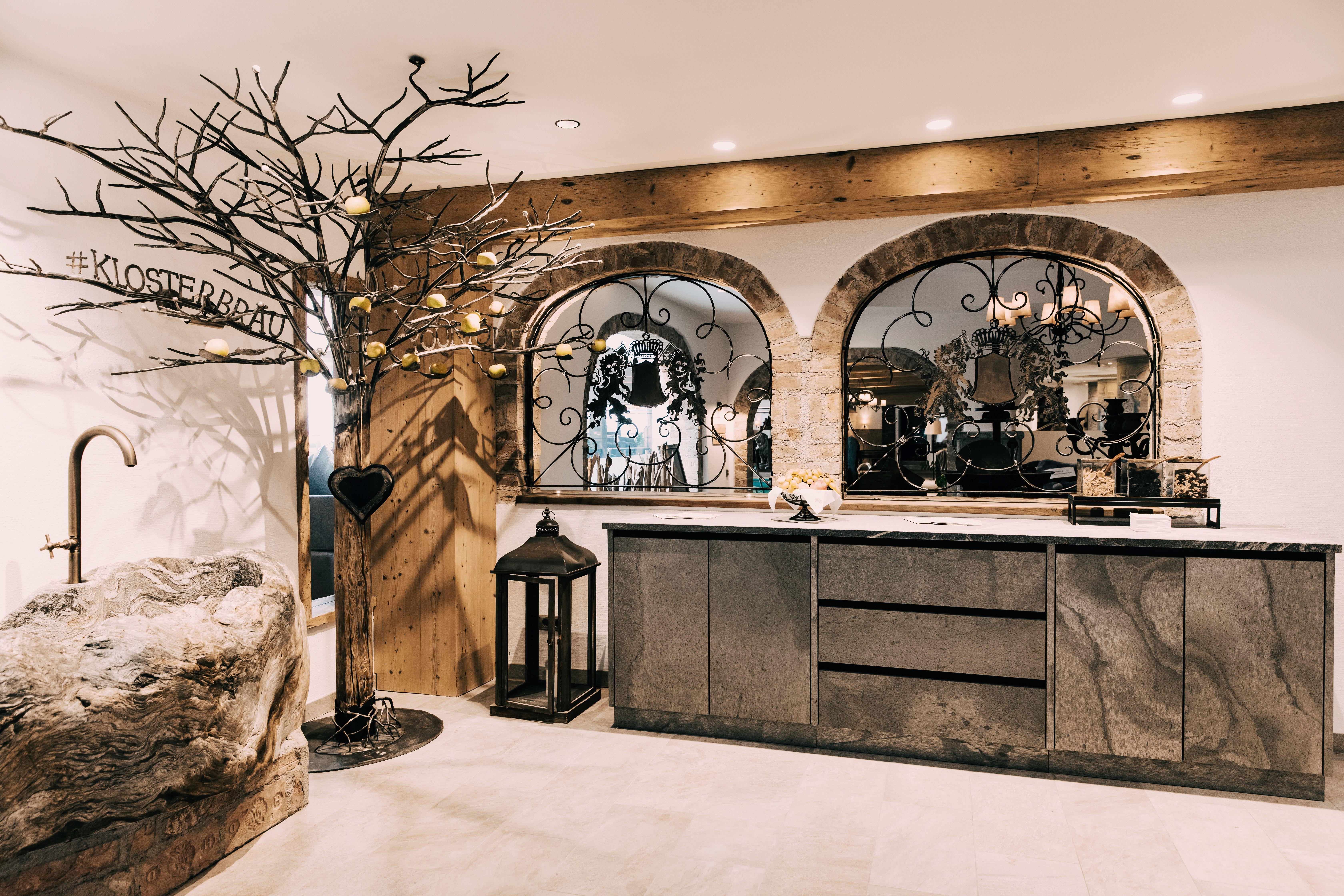 Hotel Klosterbräu slide 2