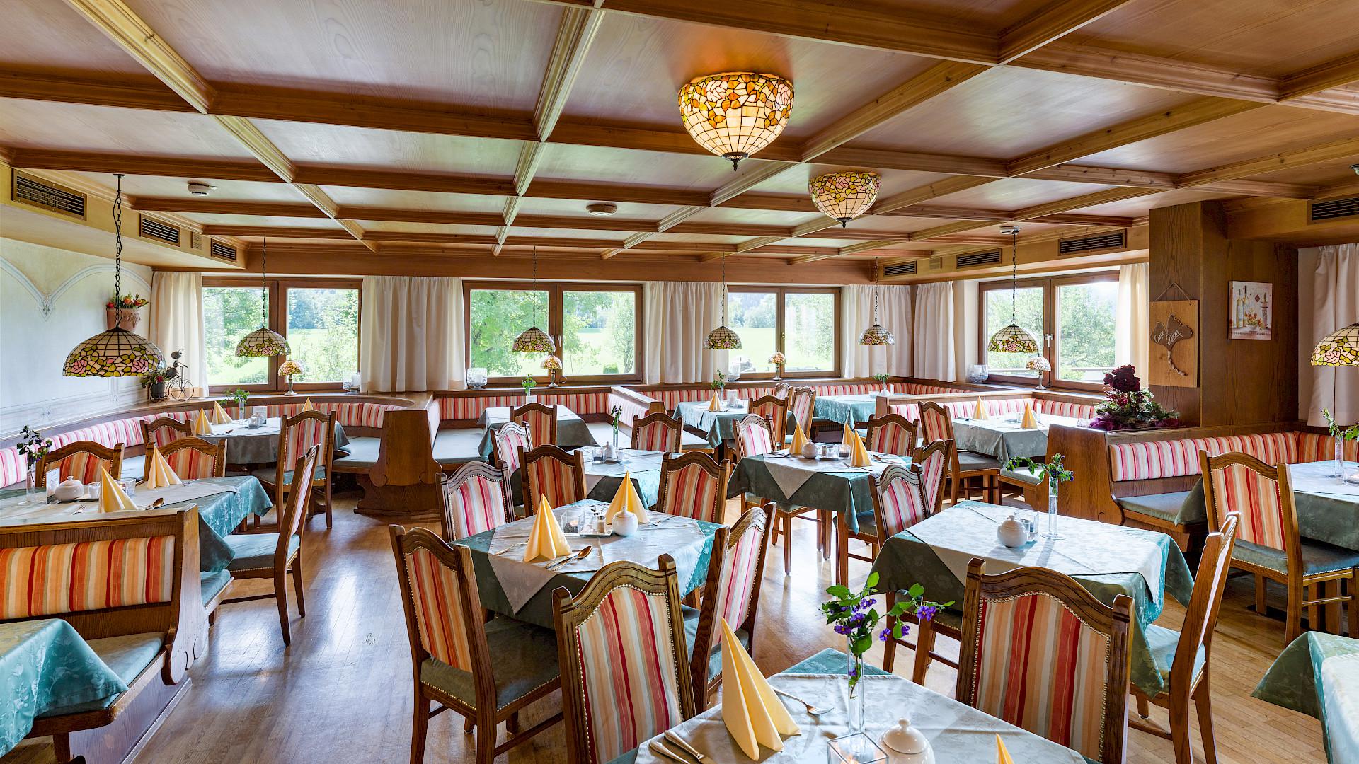 Hotel Gasthof Neuwirt slide 2