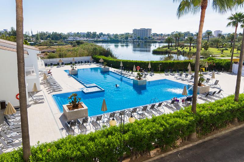 Lejlighedshotel Eix Lagotel