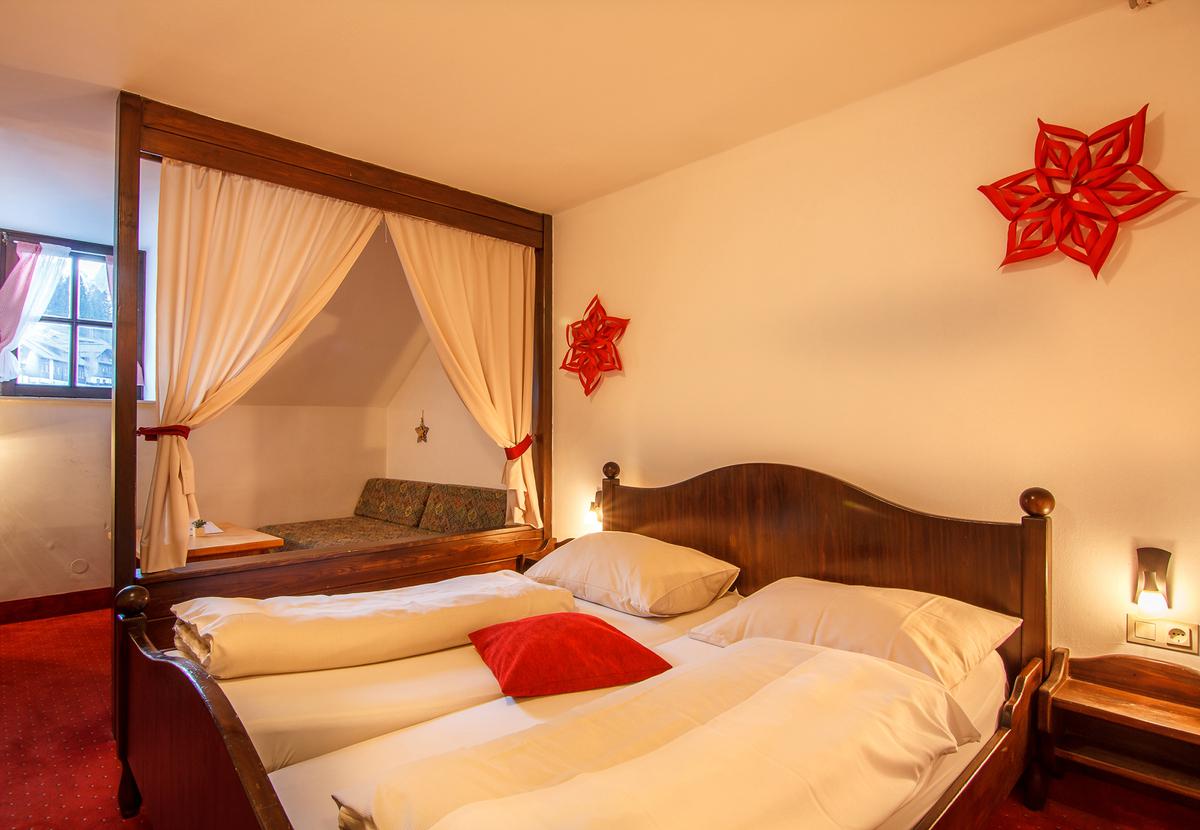 Hotel Marcius slide 2