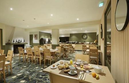 Hotel Eliova l'Eau Vive slide 3