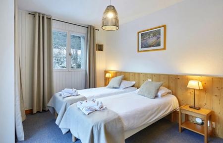 Hotel Eliova l'Eau Vive slide 2