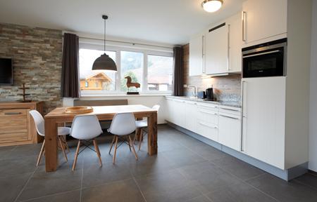 Ski & Golf Suites Zell am See slide 4