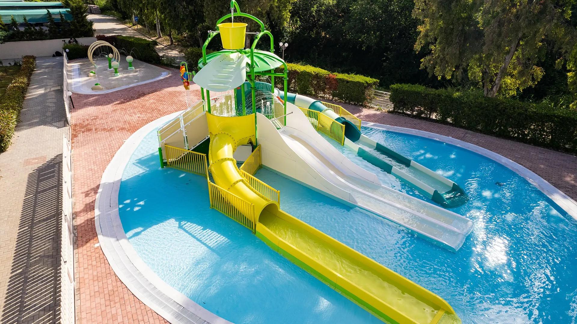 Hotel Alexandros Palace Hotel & Suites slide 5