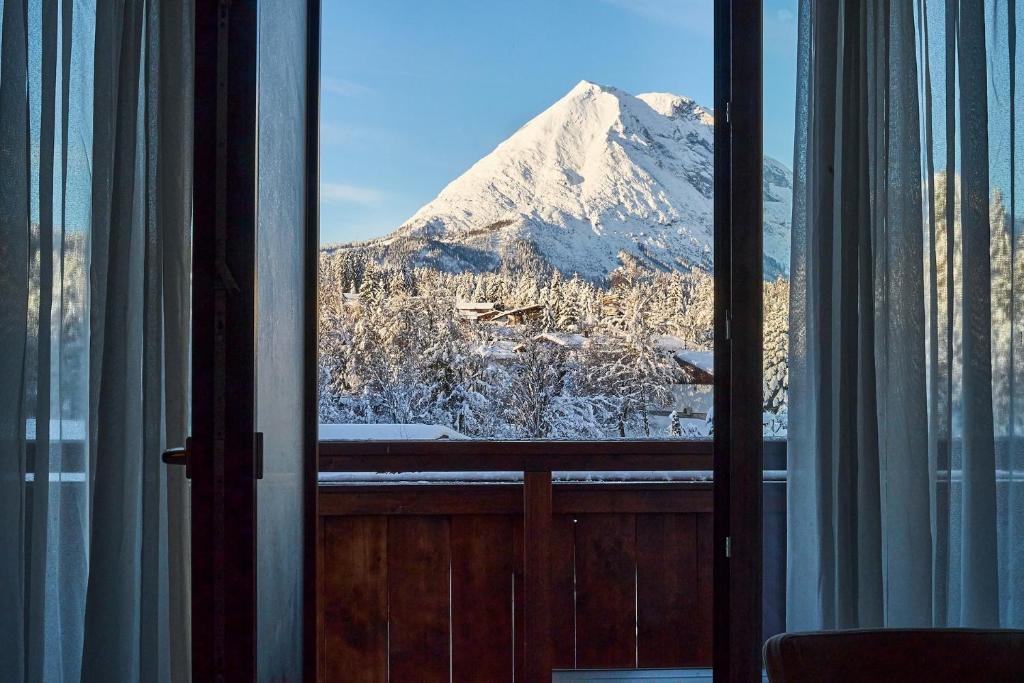 Hotel Alpennest  slide 3