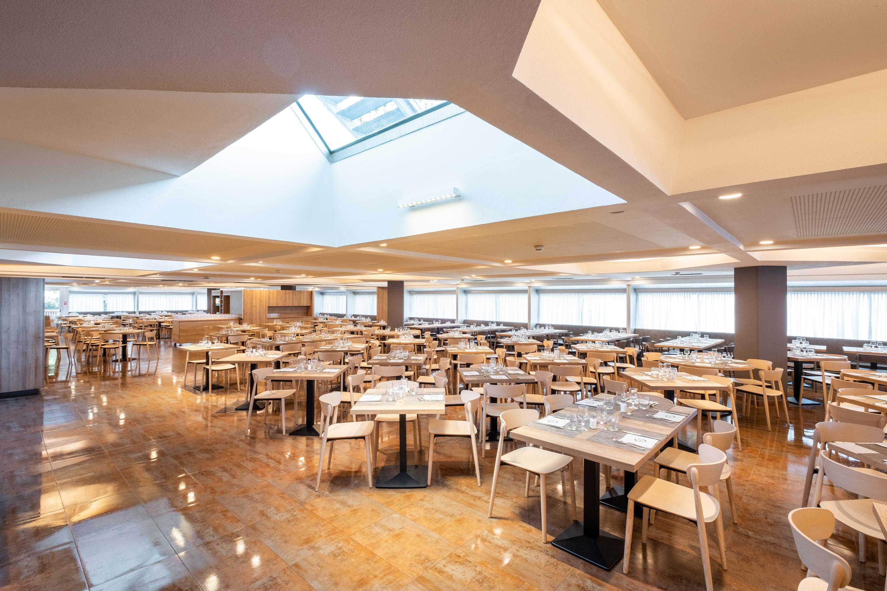 TH Marilleva Hotel  slide 5