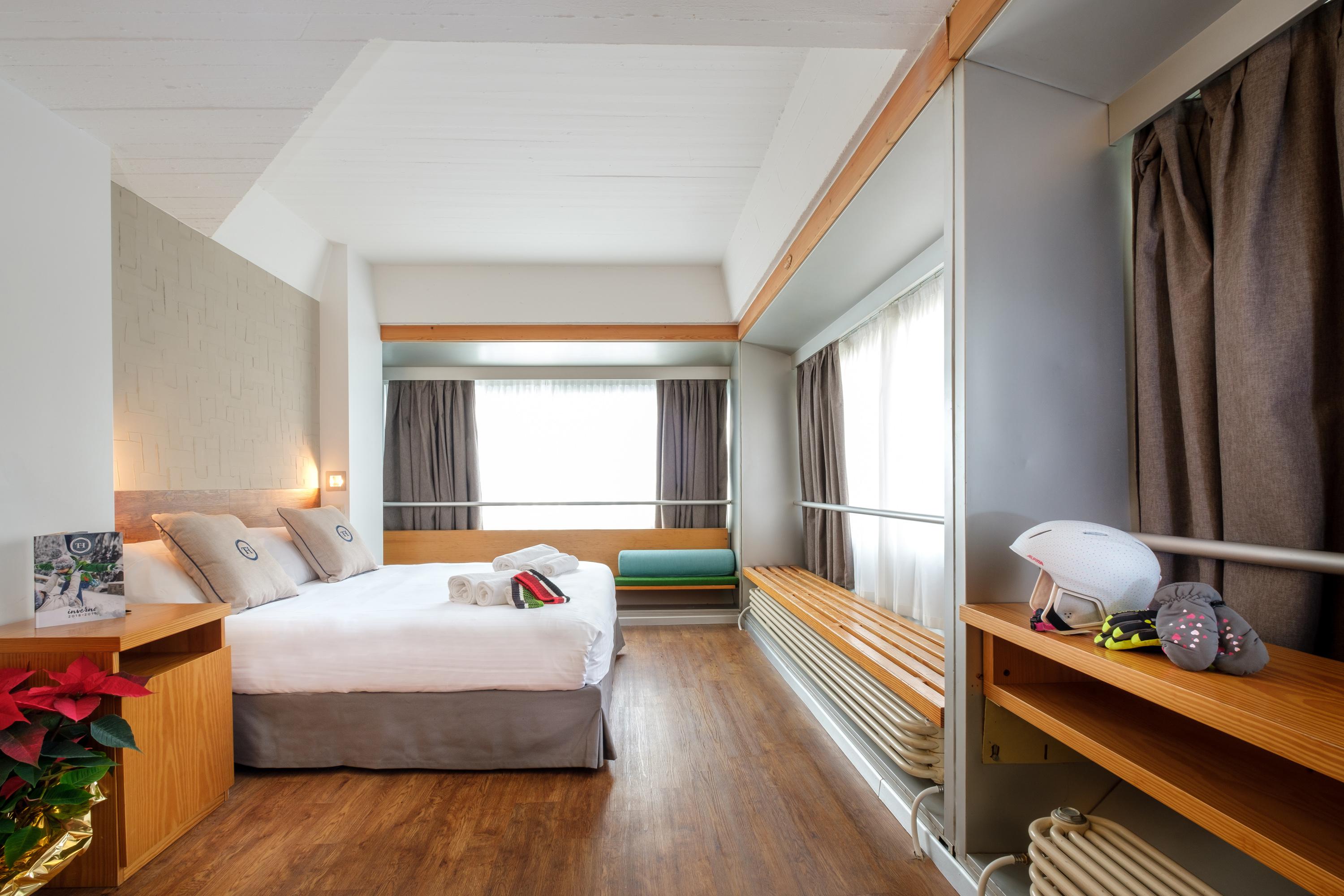 TH Marilleva Hotel  slide 3