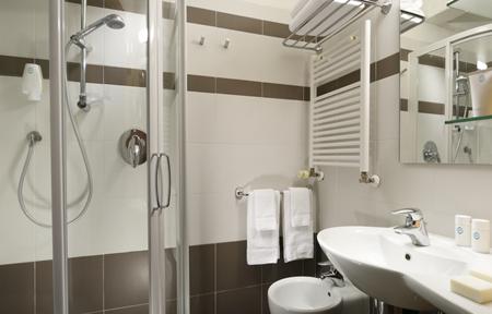 TH Marilleva Hotel  slide 4