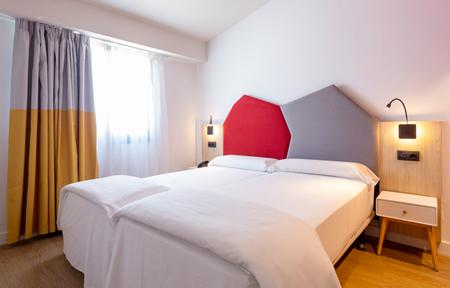 Sholeo Lodges Maspalomas slide 3