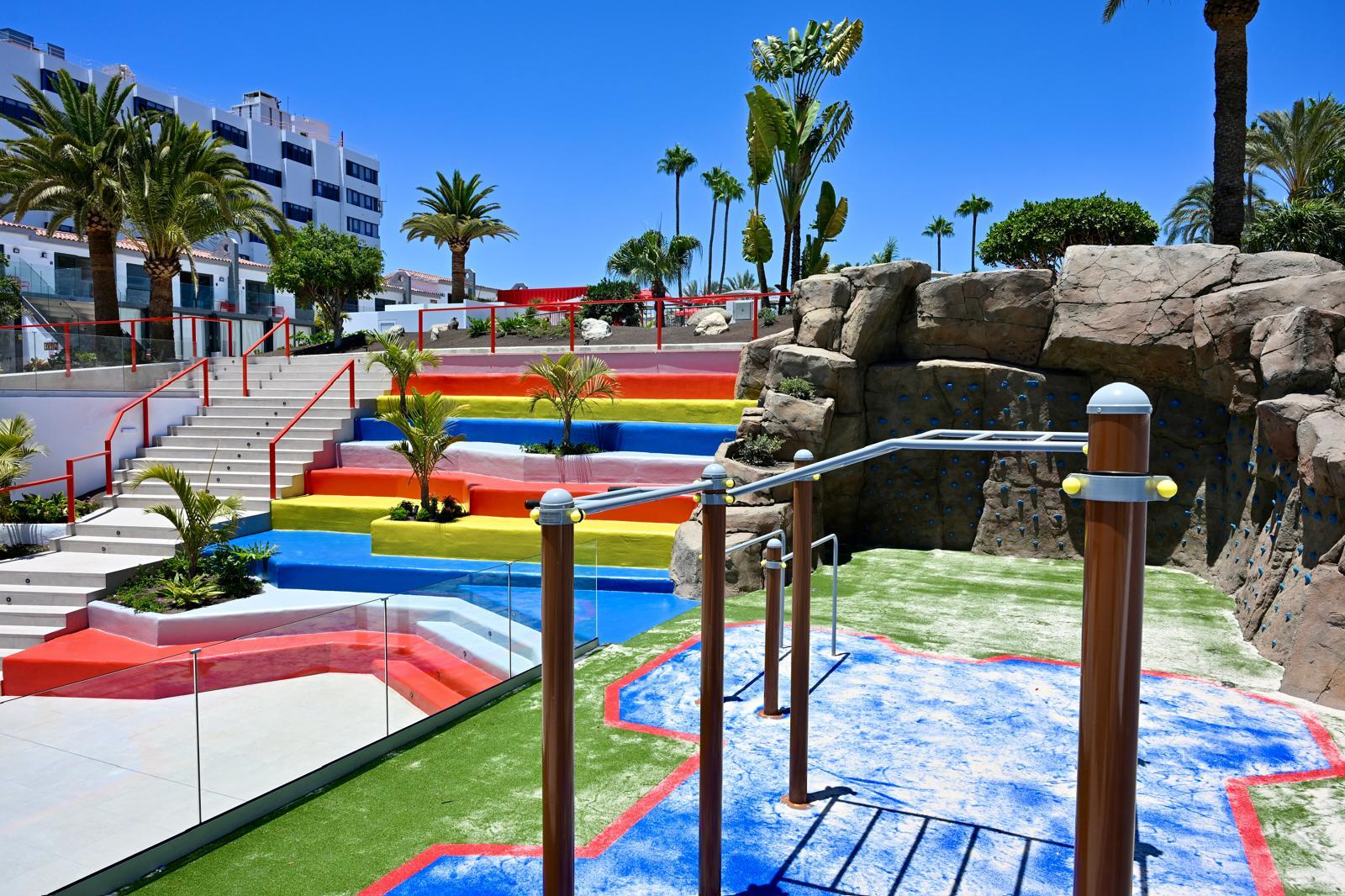 Sholeo Lodges Maspalomas slide 5