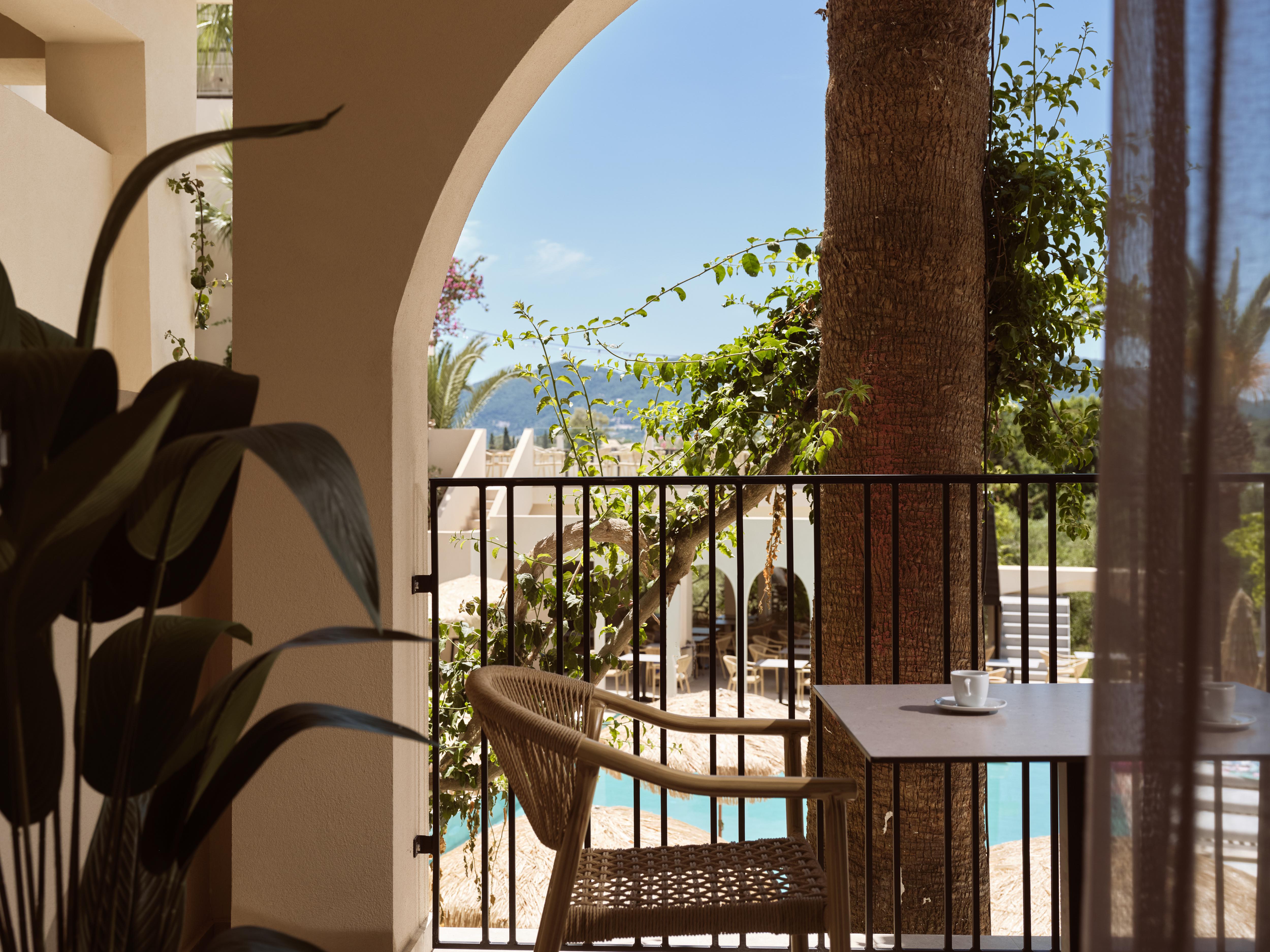 Bougainvillea Boutique Hotel slide 3