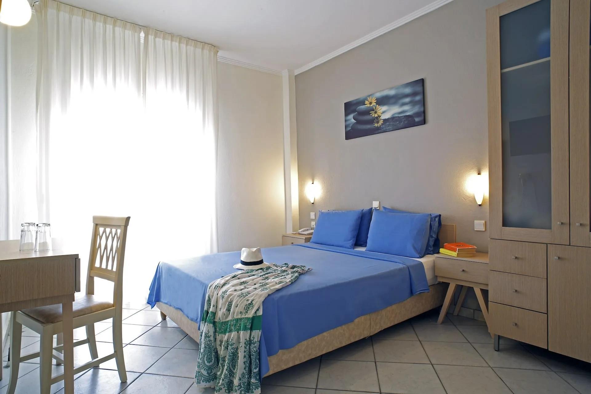 Hotel Stratos slide 3