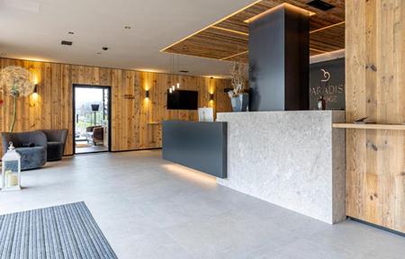 Paradise Lodge slide 5