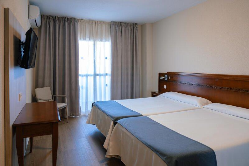 Hotel Port Europa slide 5