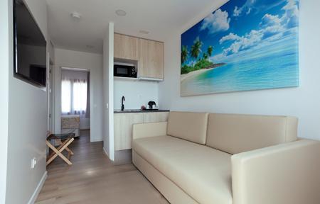 Hotel Magic Pirates Island Resort slide 5