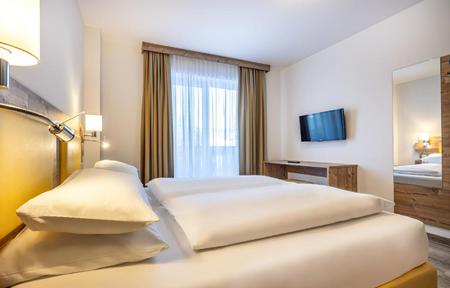 Der Alpenblick slide 5