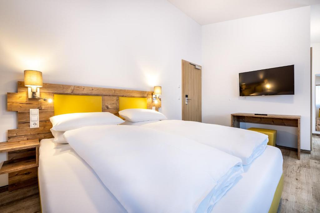 Der Alpenblick slide 2