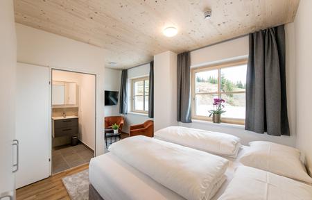 Bergrestaurant Glockneralm slide 2