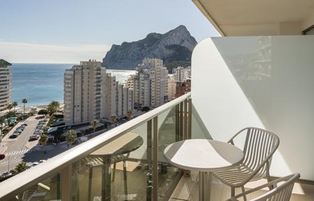 Hotel Diamante Beach slide 3