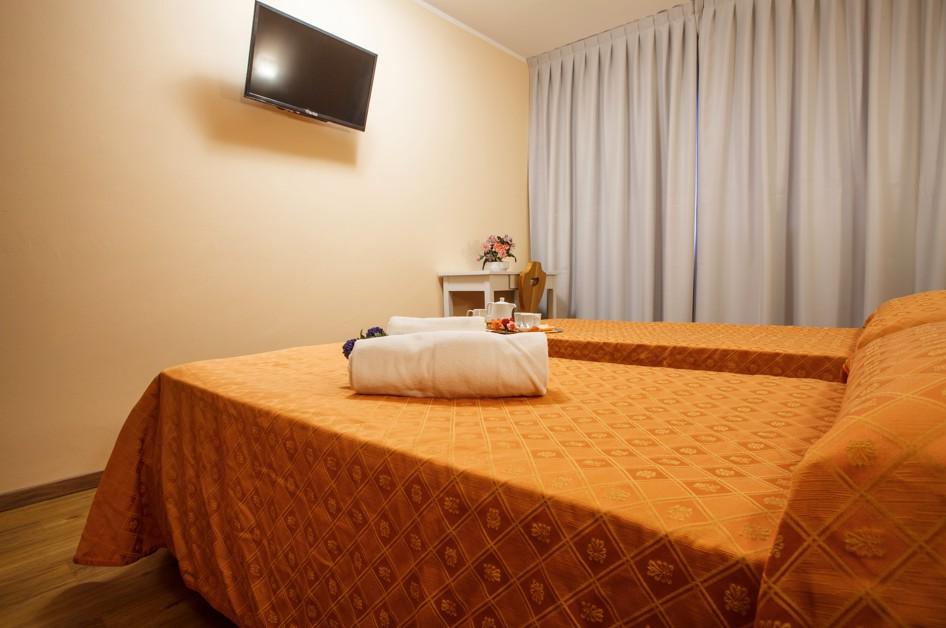 Hotel Olympic slide 5