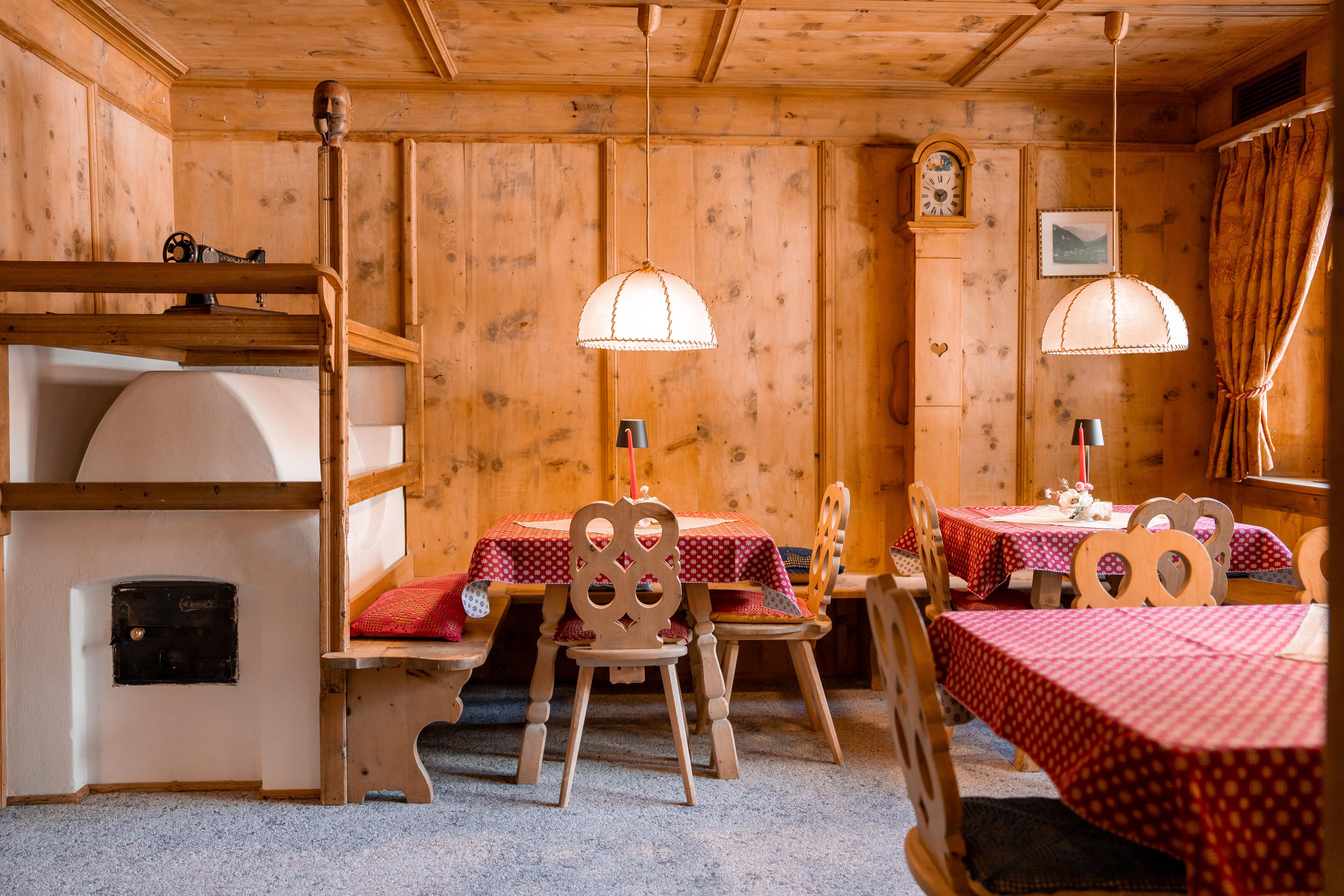 Hotel Dolomites Inn slide 2