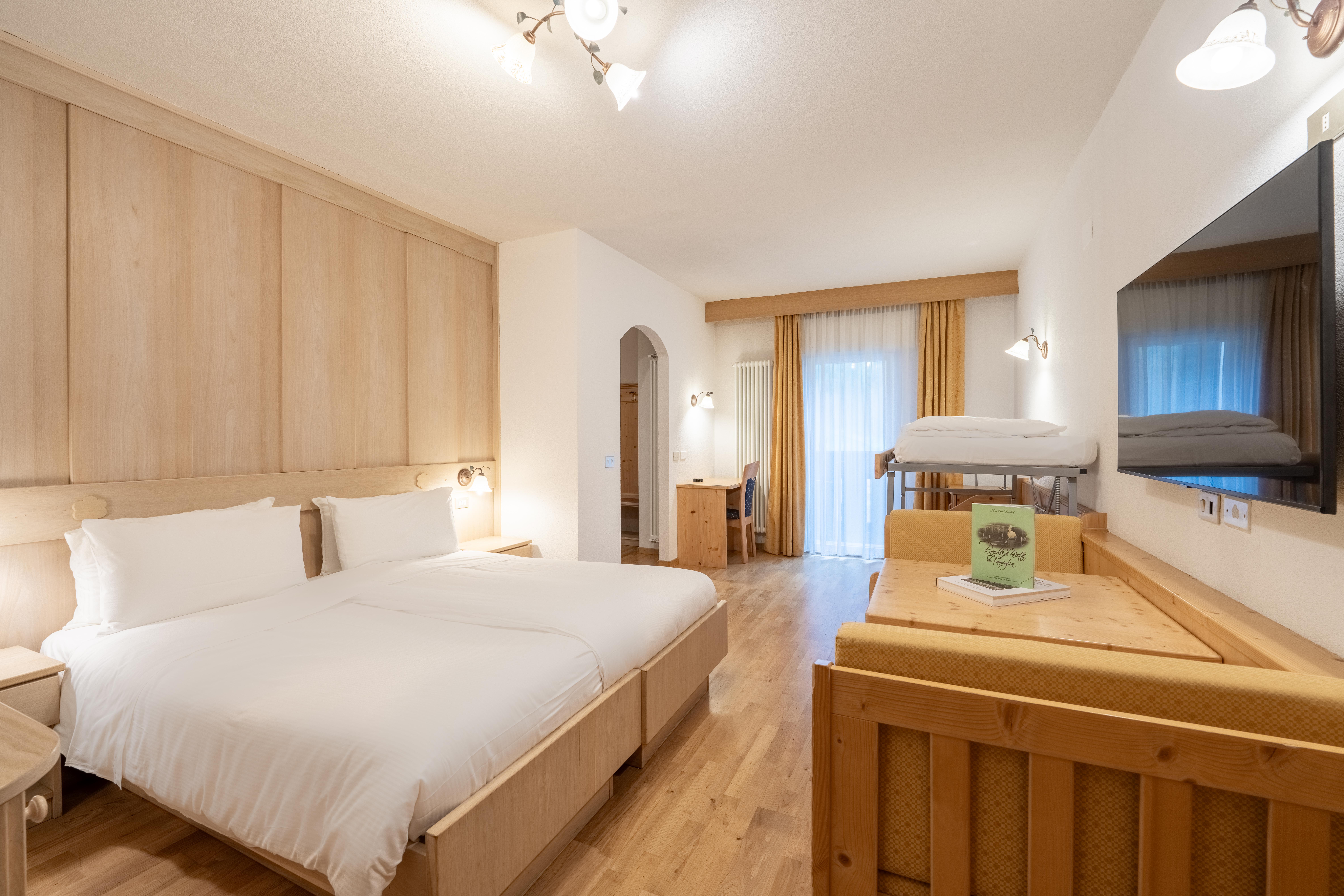 Hotel Grohmann slide 2