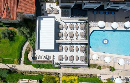 Hotel Side Village Family slide 2