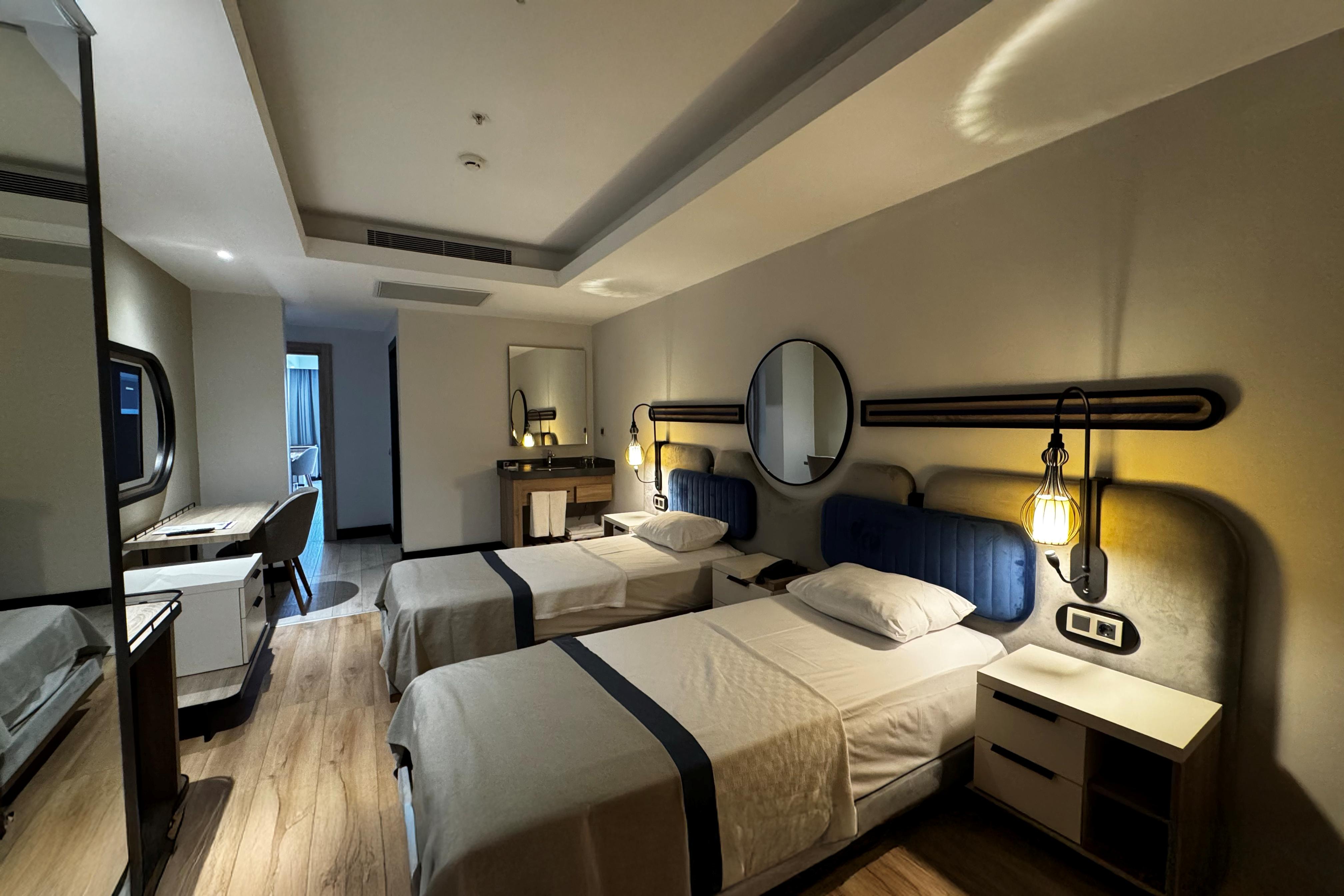 Hotel Armella Hill slide 4