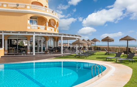 Hotel AP Oriental Beach - Voksenhotel  slide 1