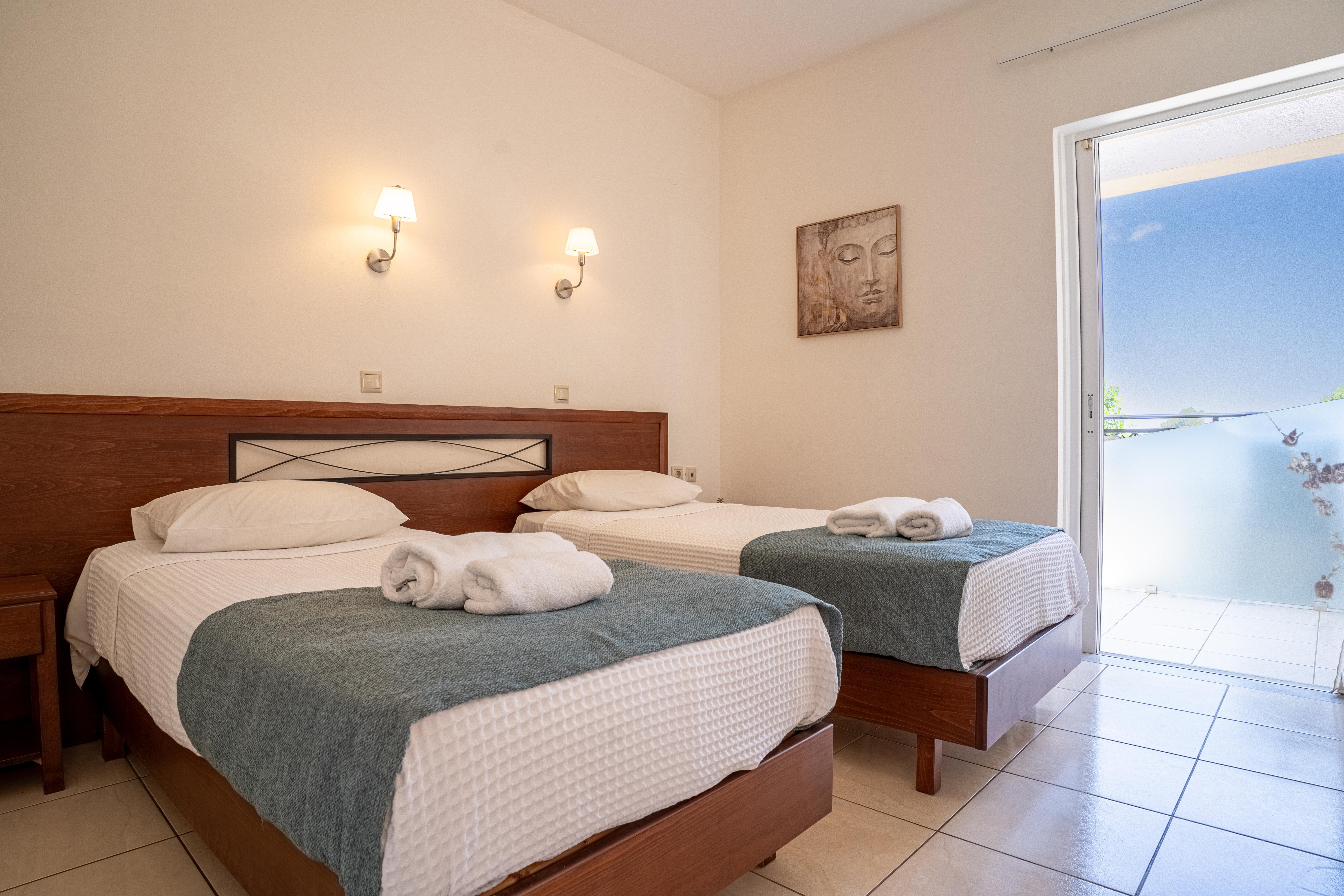 Aparthotel Alfa slide 4