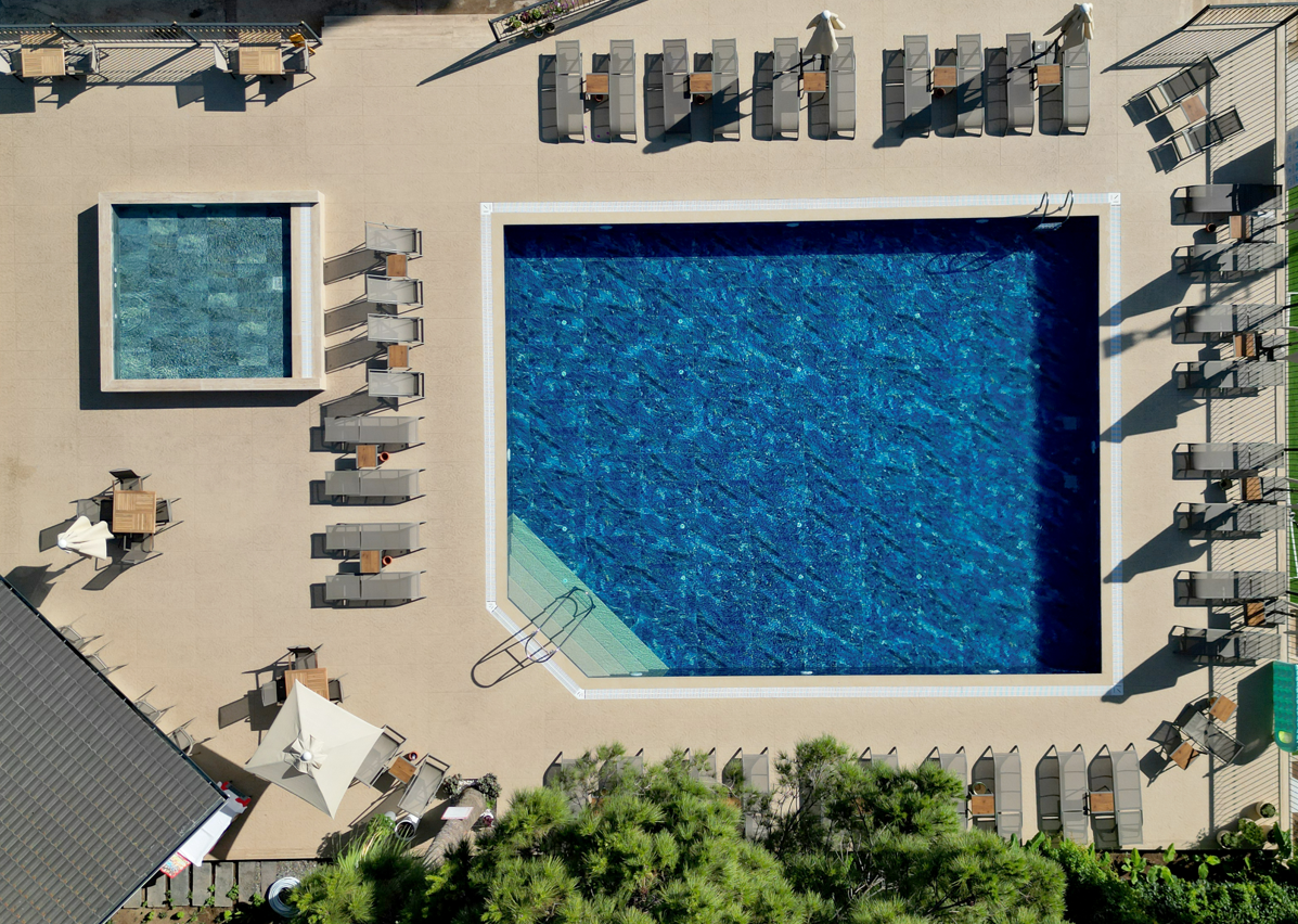 Hotel Caprea slide 2