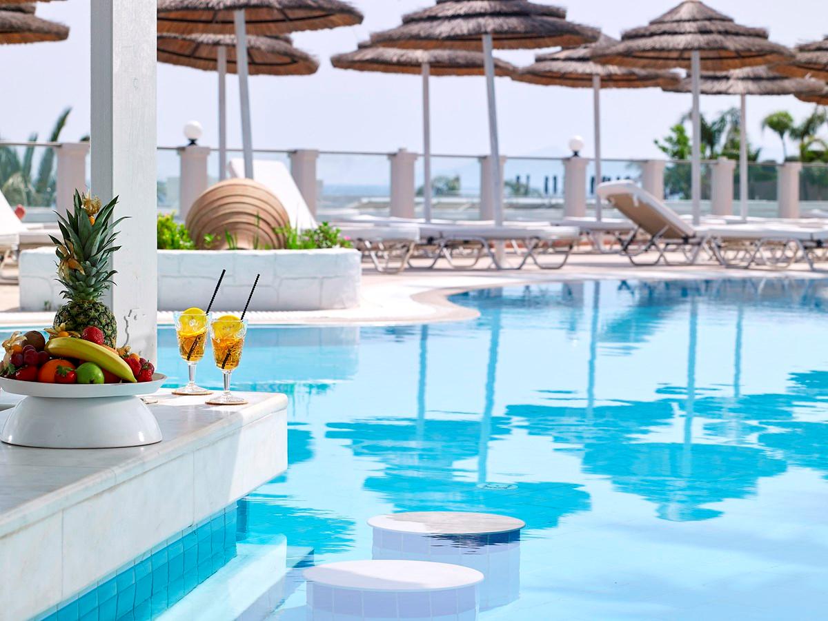 Dimitra Beach Hotel & Suites - All inclusive slide 2