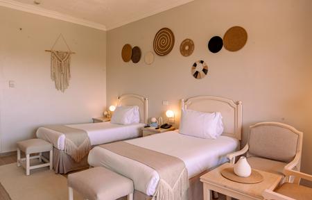 Blend Paradise Resort  slide 3