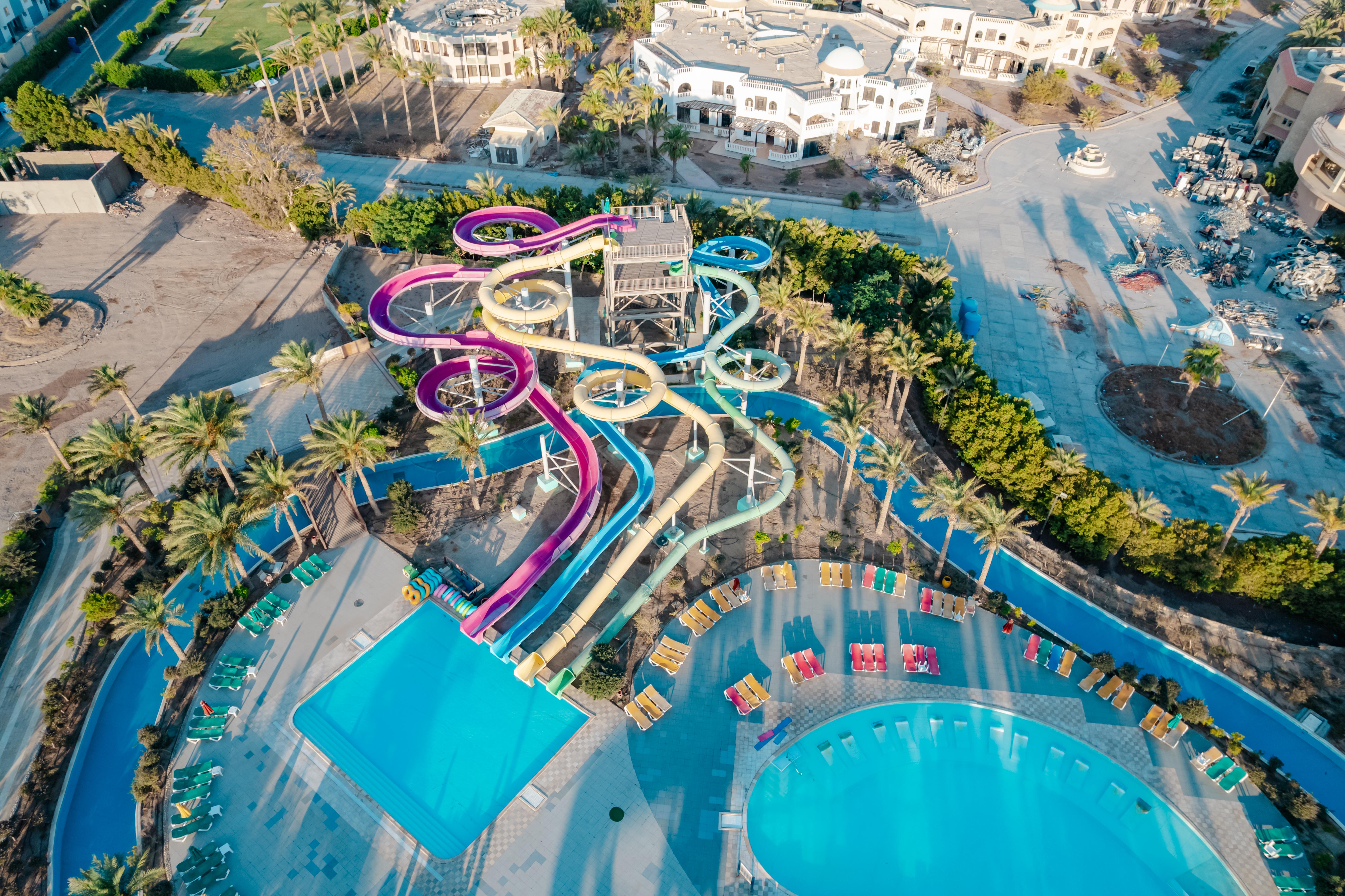 Blend Paradise Resort  slide 5