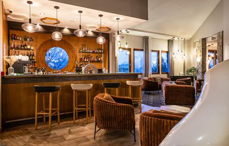 Hotel Au Royal Ours Blanc slide 5